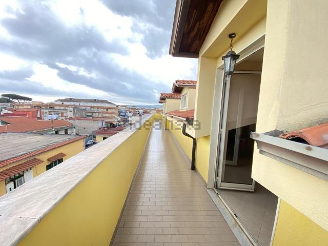 Appartamento in vendita di 225 m² in Via della Resistenza