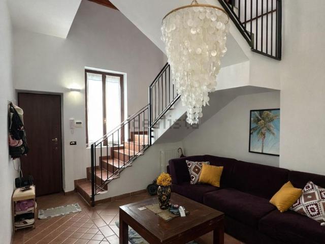 Appartamento in vendita di 225 m² in Via Madonnina, 22