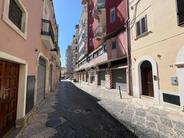 Appartamento in vendita di 225 m² in Via Marco Pacuvio, 23
