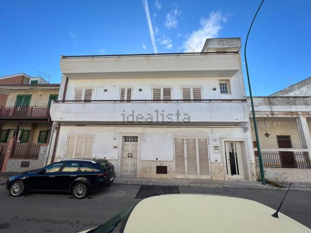Appartamento in vendita di 225 m² in Via Napoli Piccolo, 9