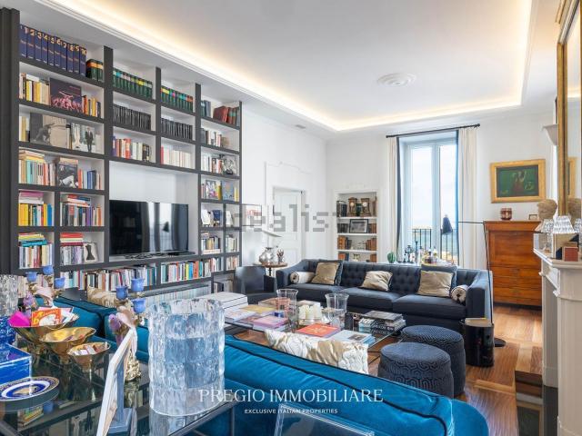 Appartamento in vendita di 225 m² in Via San Nicola
