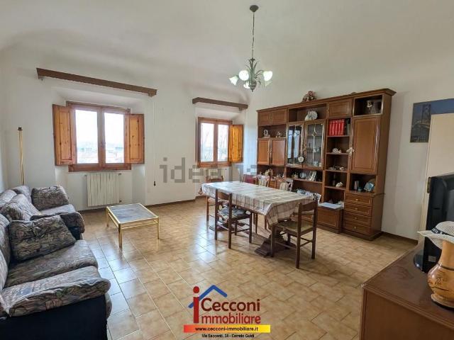 Appartamento in vendita di 225 m² in Via Pontorme, 186