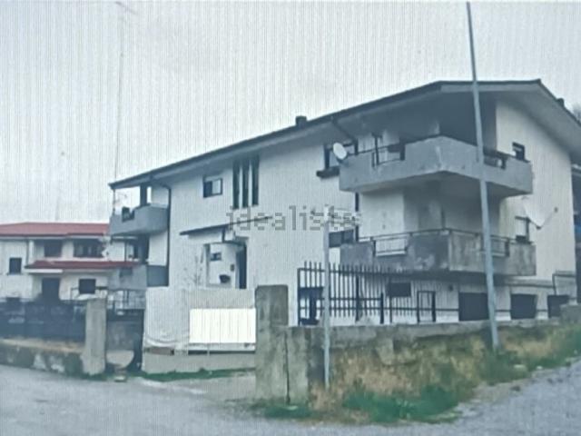 Appartamento in vendita di 226 m² in Via Coriolano Martirano