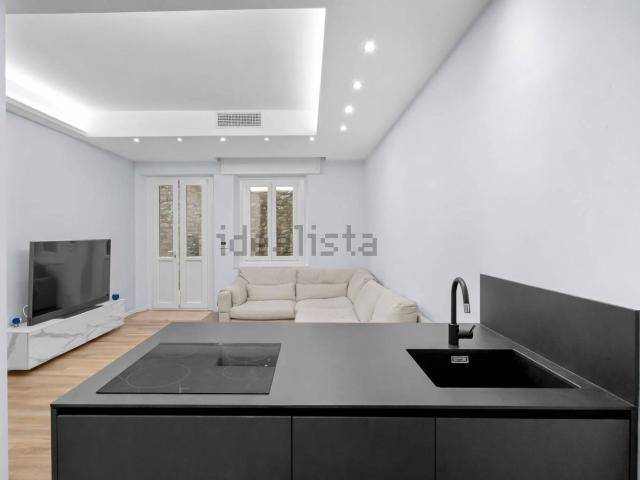 Appartamento in vendita di 226 m² in Via Don Giovanni Minzoni, 15