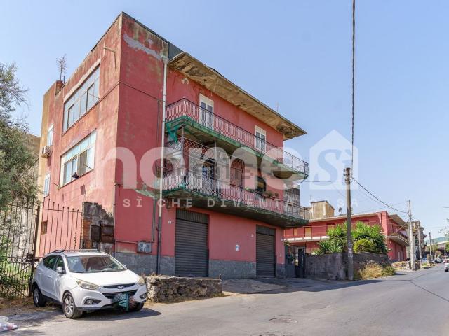 Appartamento in vendita di 226 m² in Via Fossa della Creta, 81