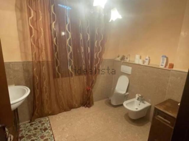 Appartamento in vendita di 226 m² in Via Silla Dè Longhi, 4