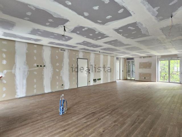 Appartamento in vendita di 226 m² in Via Torquato Tasso, 4
