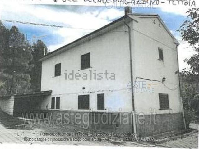 Appartamento in vendita di 227 m² in Via Capodacqua