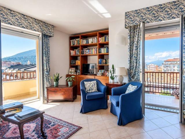 Appartamento in vendita di 227 m² in Via Dalmazia, 110