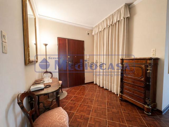 Appartamento in vendita di 227 m² in Viale Trieste