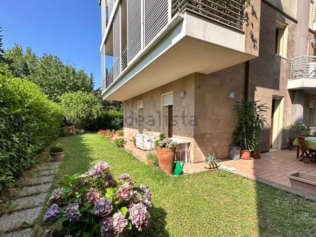 Appartamento in vendita di 228 m² in Via G. Mattei, 32