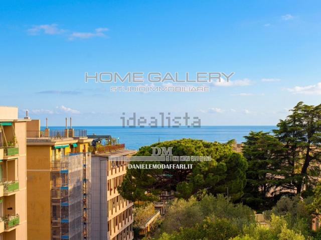Appartamento in vendita di 228 m² in Via Luigi Arnaldo Vassallo