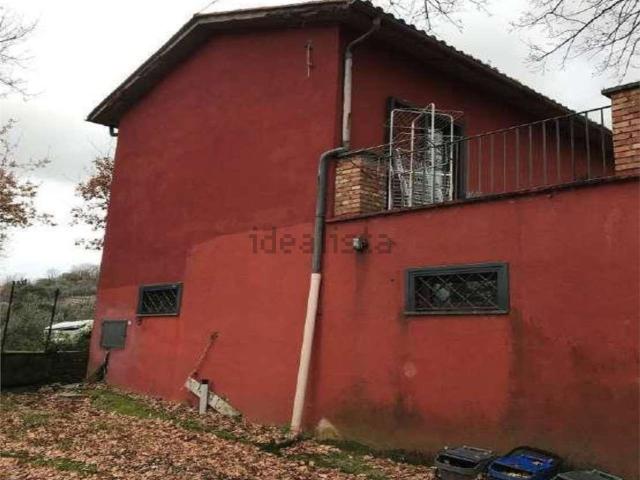 Appartamento in vendita di 228 m² in Via Mirtense, 57
