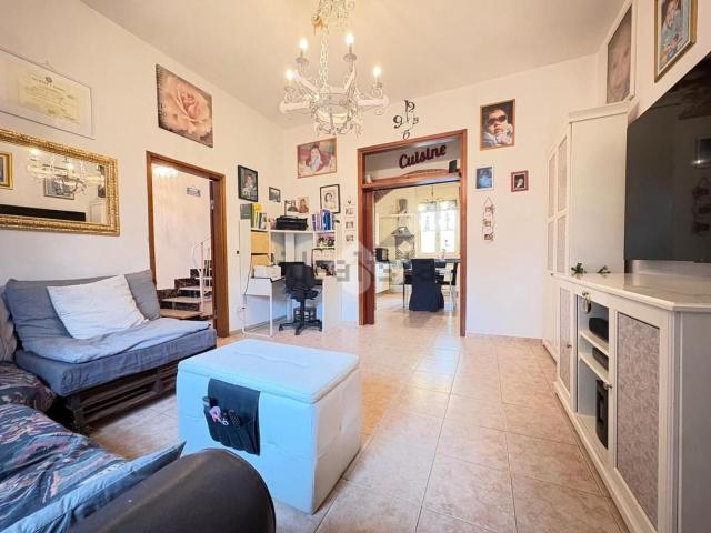 Appartamento in vendita di 228 m² in Via Piangipane, 70