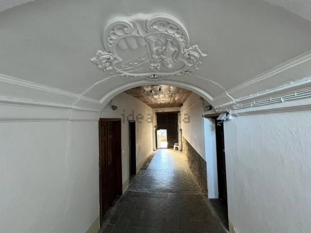 Appartamento in vendita di 228 m² in Piazza Dante, 1