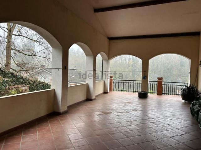 Appartamento in vendita di 228 m² in Salita della Bricchetta, 59