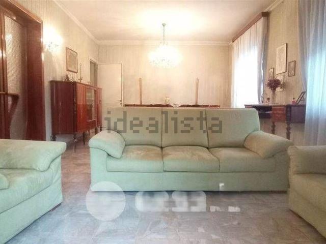 Appartamento in vendita di 229 m²