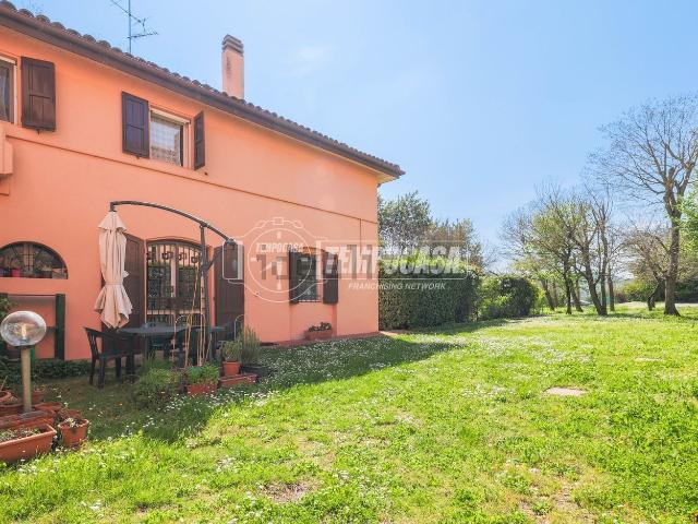 Appartamento in vendita di 229 m² in Via Palazzetti