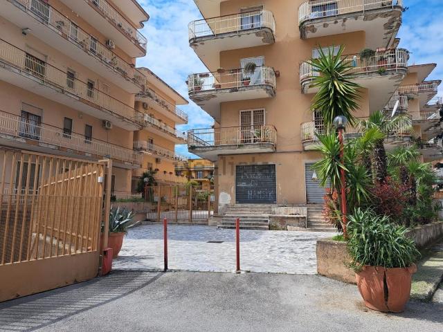 Appartamento in vendita di 229 m² in Via Roma