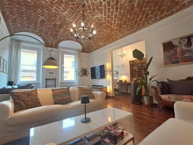 Appartamento in vendita di 230 m²
