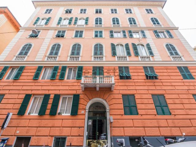 Appartamento in vendita di 230 m² in Via Caffaro, 38
