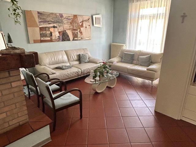 Appartamento in vendita di 230 m² in Via Campagnola, 1
