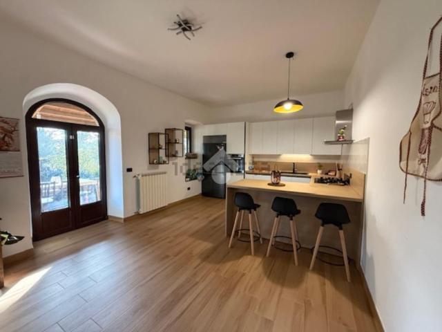 Appartamento in vendita di 230 m² in Via Capobianco