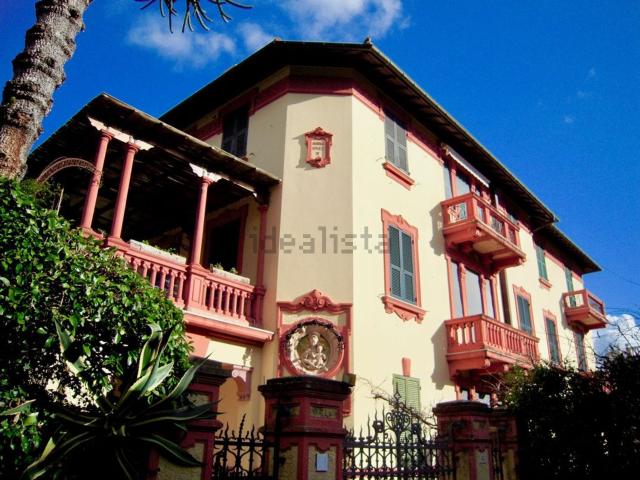 Appartamento in vendita di 230 m² in Via Belvedere