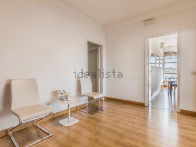 Appartamento in vendita di 230 m² in Via del Caucaso