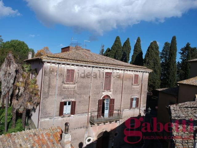 Appartamento in vendita di 230 m² in Via del Giardino, 9