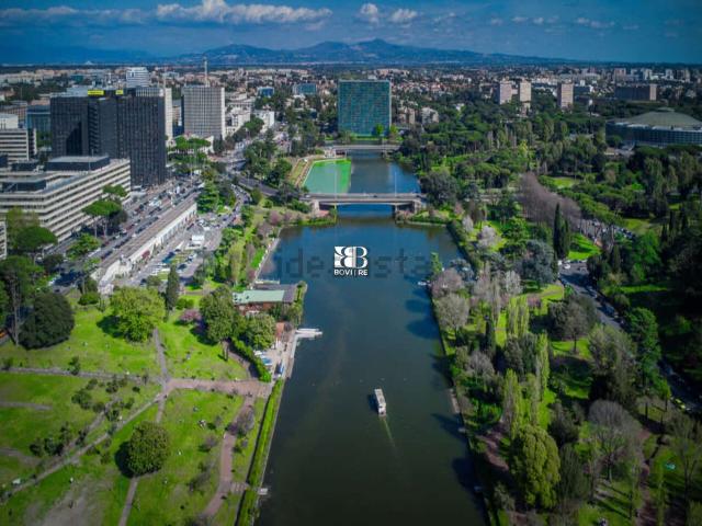 Appartamento in vendita di 230 m² in Via delle Montagne Rocciose