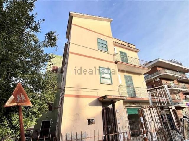 Appartamento in vendita di 230 m² in Via Fosso del Poggio