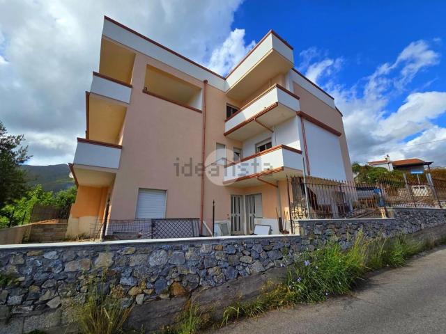 Appartamento in vendita di 230 m² in Via Filippo Turati