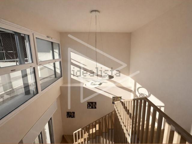 Appartamento in vendita di 230 m² in Via Fra&apos  Giovanni Angelico, 50