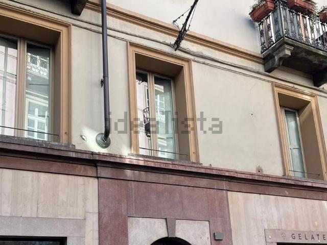 Appartamento in vendita di 230 m² in Via Jean Baptiste de Tillier, 29