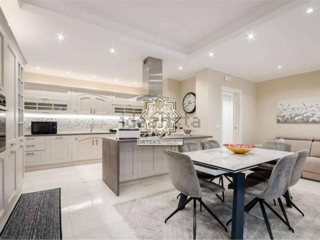 Appartamento in vendita di 230 m² in Via San Giovanni