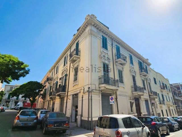 Appartamento in vendita di 230 m² in Via San Paolo dei Disciplinanti, 16