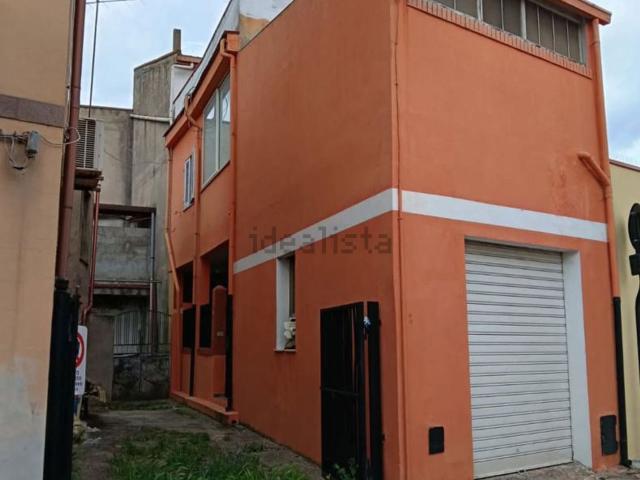 Appartamento in vendita di 230 m² in Via Settembrini, 13