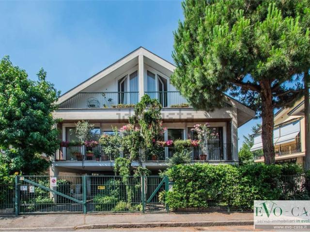 Appartamento in vendita di 230 m² in Via Palestro, 32