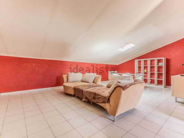 Appartamento in vendita di 230 m² in Via Pitti