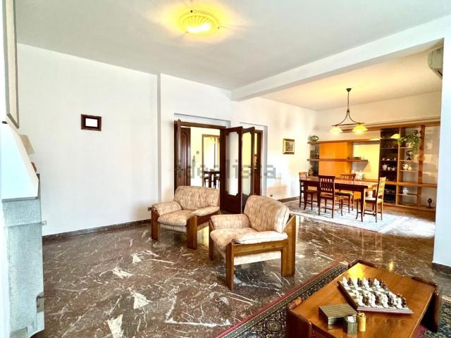Appartamento in vendita di 230 m² in Via Piave