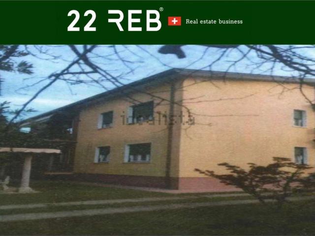 Appartamento in vendita di 230 m² in Via Reghena
