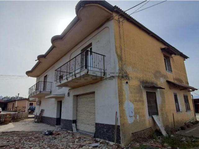 Appartamento in vendita di 230 m² in Contrada Bosco Selvatico