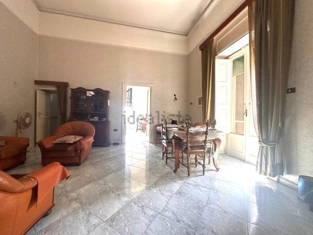Appartamento in vendita di 230 m² in Corso Giuseppe Garibaldi, 29
