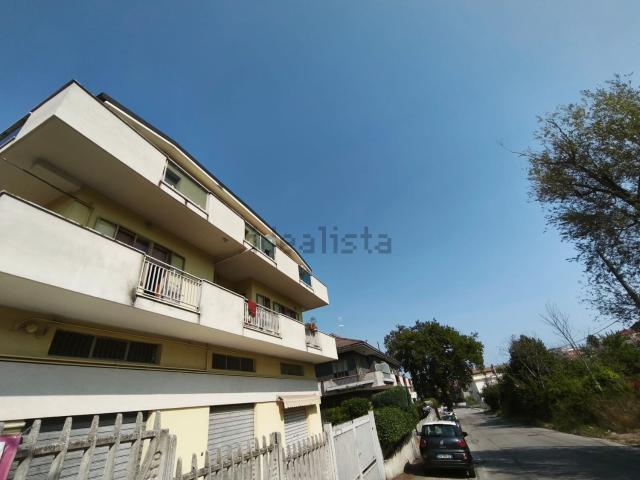 Appartamento in vendita di 230 m² in Strada Colle Renazzo, 42