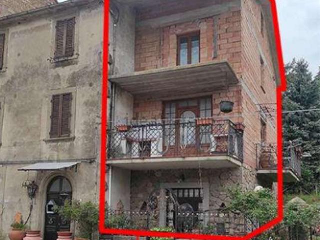 Appartamento in vendita di 231 m² in Viale dei Mille, 17
