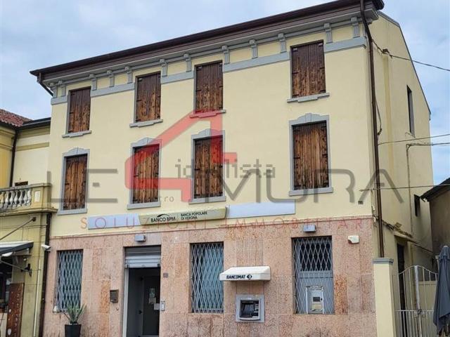 Appartamento in vendita di 232 m²