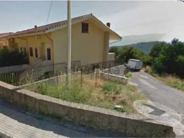 Appartamento in vendita di 232 m² in Via A. de Gasperi, 46
