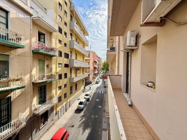 Appartamento in vendita di 232 m² in Via Dottor Consoli, 16