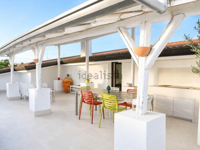 Appartamento in vendita di 232 m² in Via dello Stadio, 7